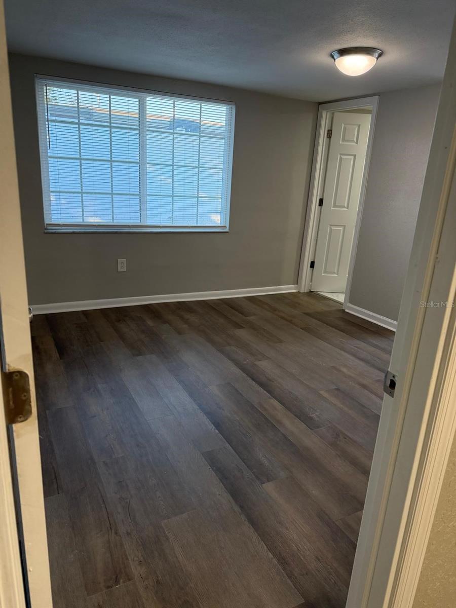 LA VILLA GARDENS - Residential Lease