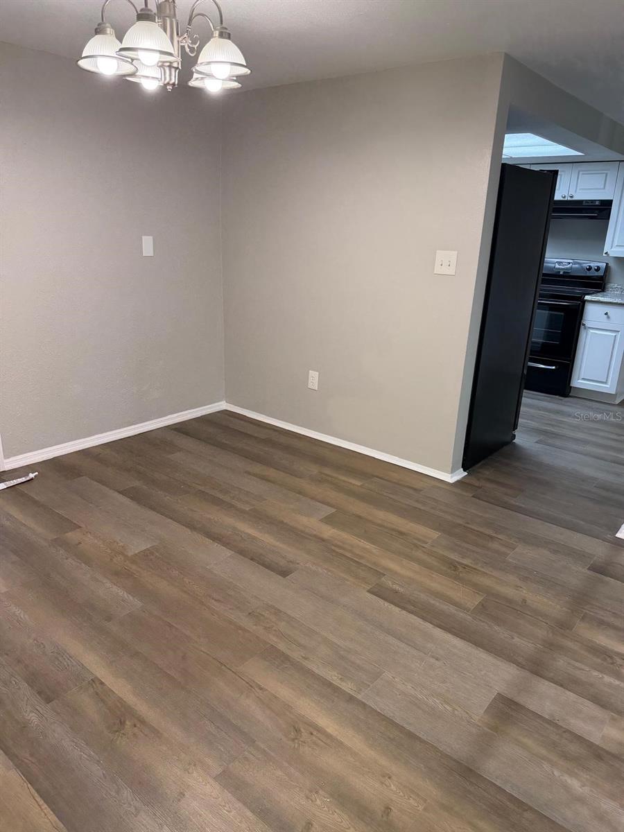 LA VILLA GARDENS - Residential Lease