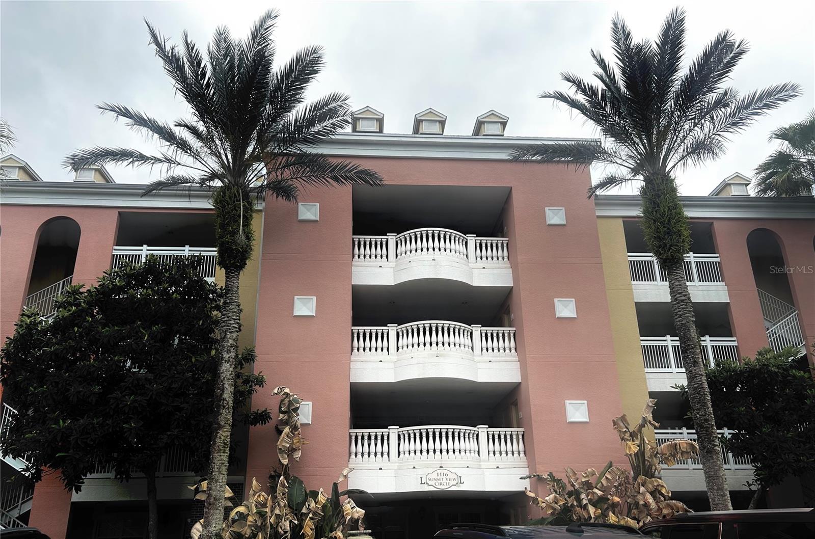 VILLAS AT REUNION SQUARE CONDO PH 6 - Residential