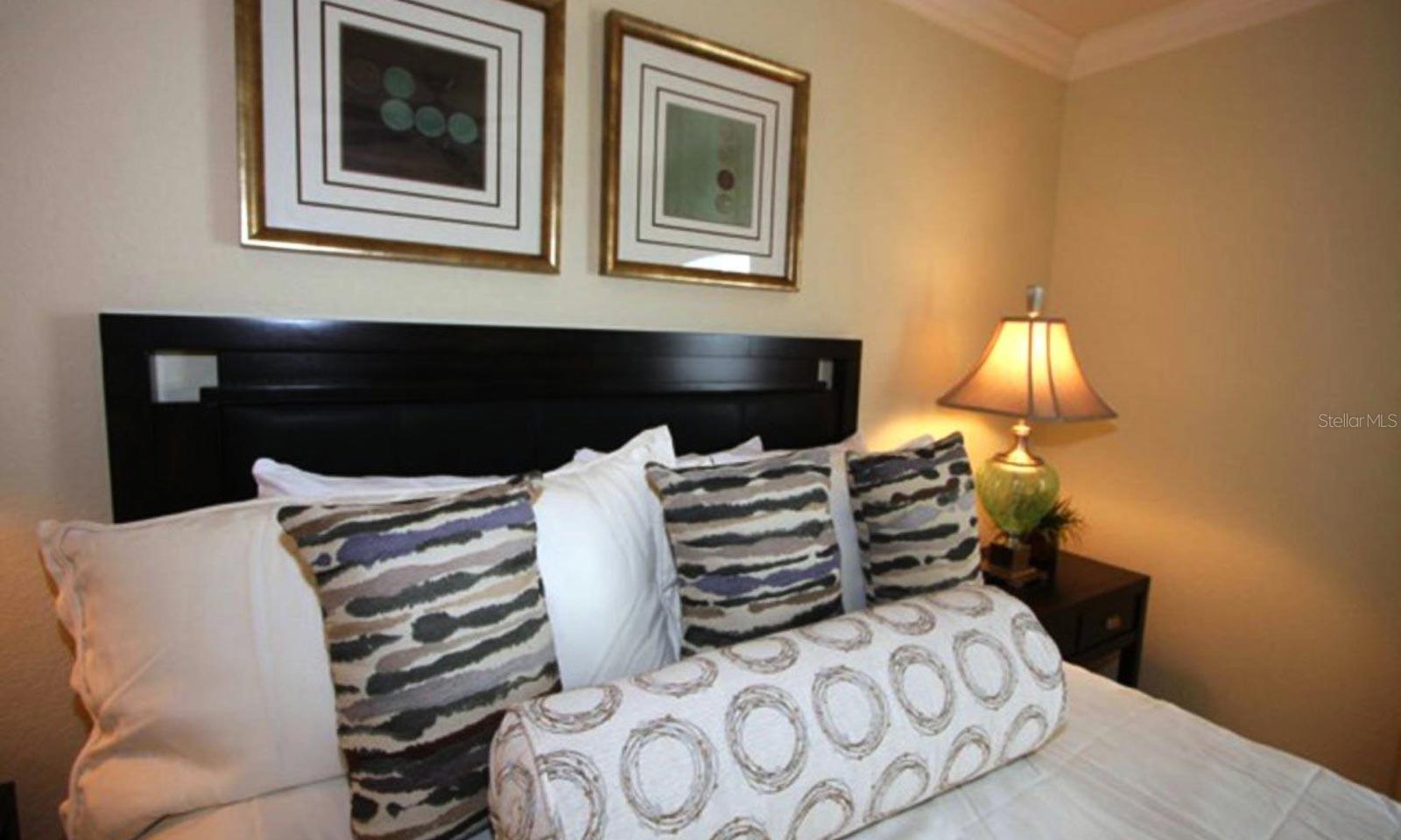 VILLAS AT REUNION SQUARE CONDO PH 6 - Residential