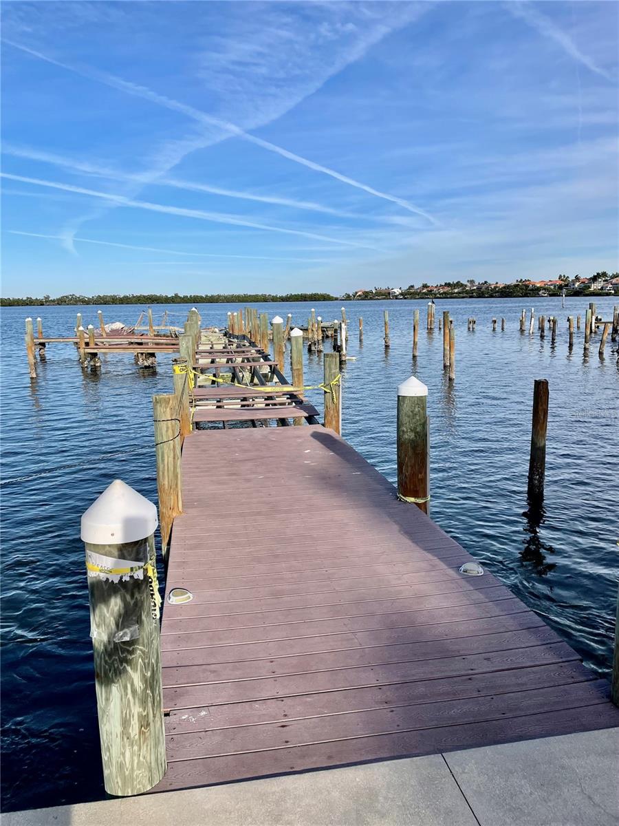 GULFSHORE OF LONGBOAT KEY - Residential
