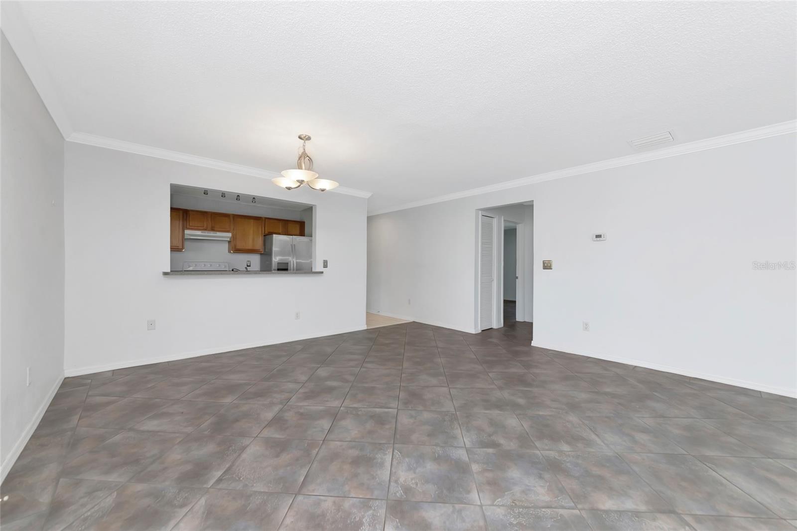 VISTAS ON BENEVA - Residential