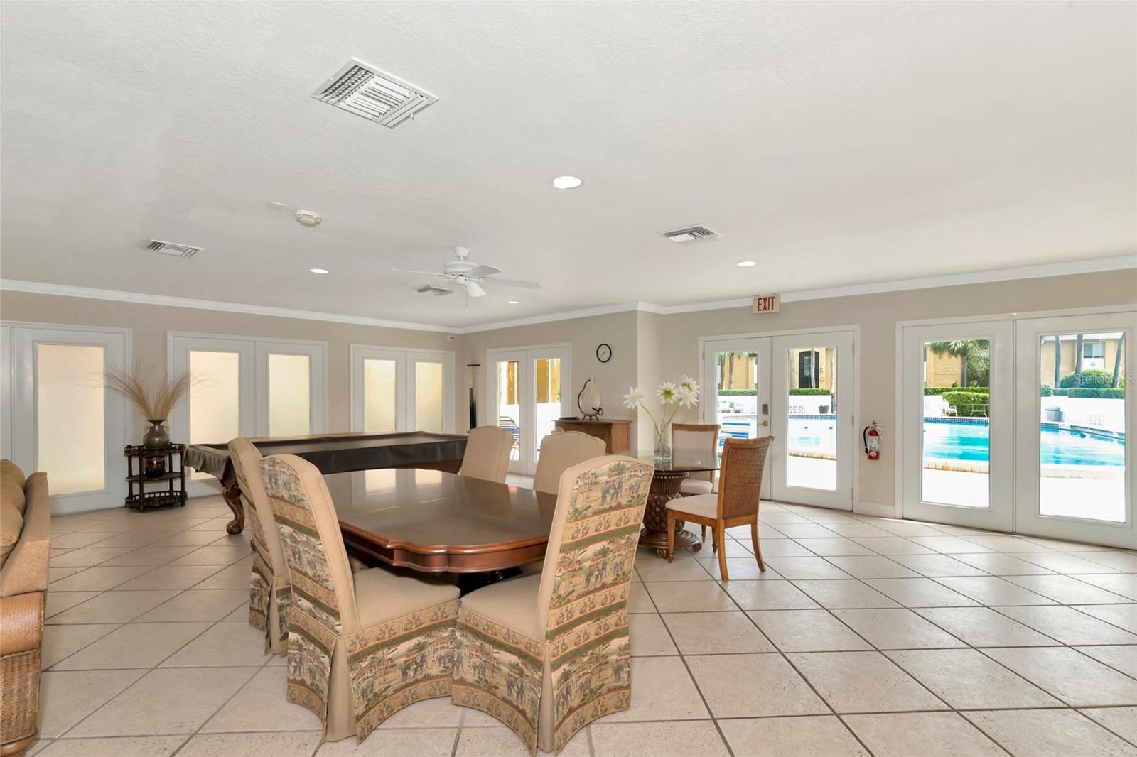 VISTAS ON BENEVA - Residential