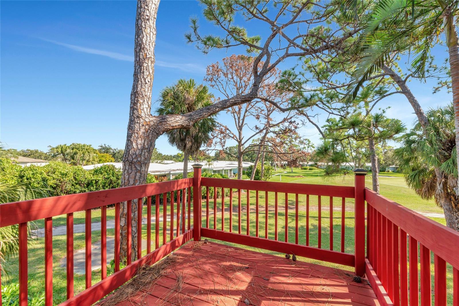 VISTAS ON BENEVA - Residential