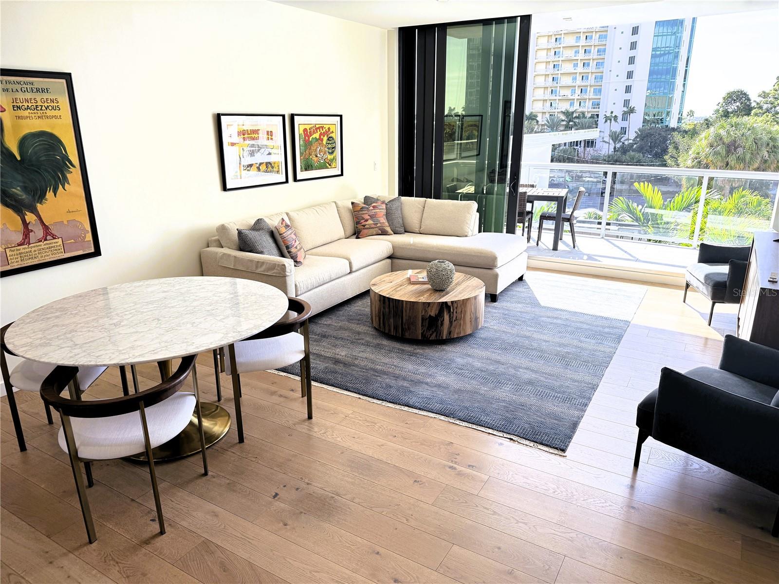 300 S PINEAPPLE AVENUE 302