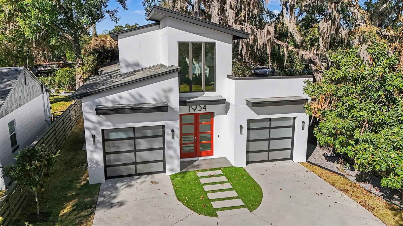 1934 HAMMERLIN AVENUE