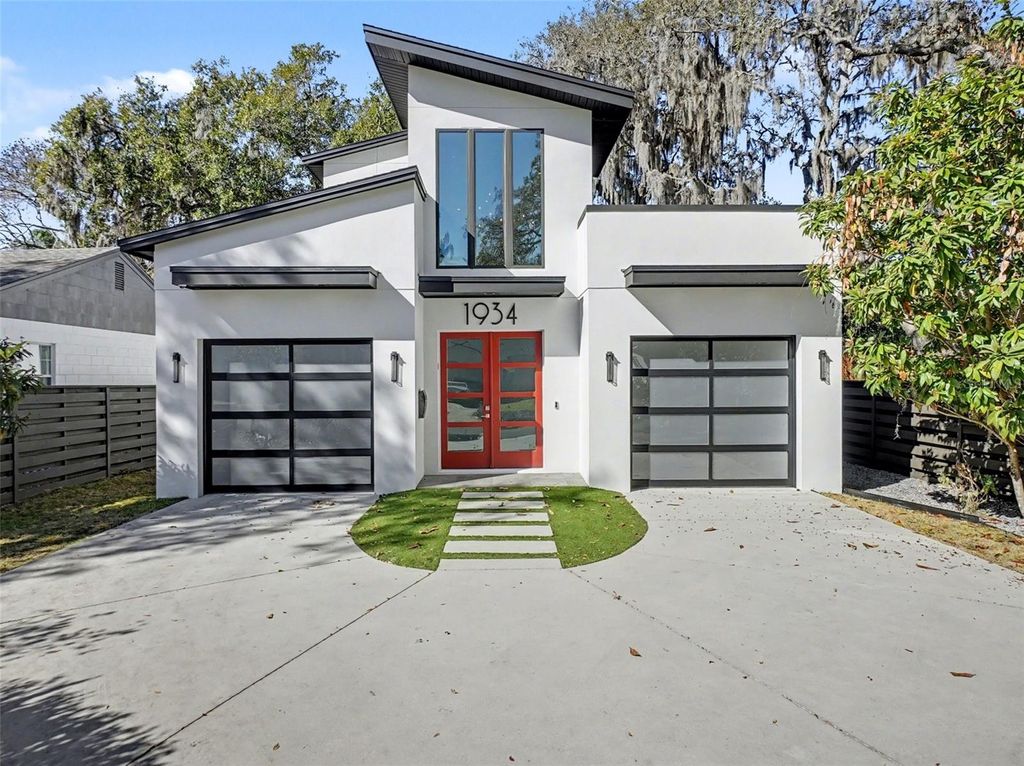 Photo of 1934 Hammerlin Avenue, Winter Park, FL 32789 (MLS # O6379897)