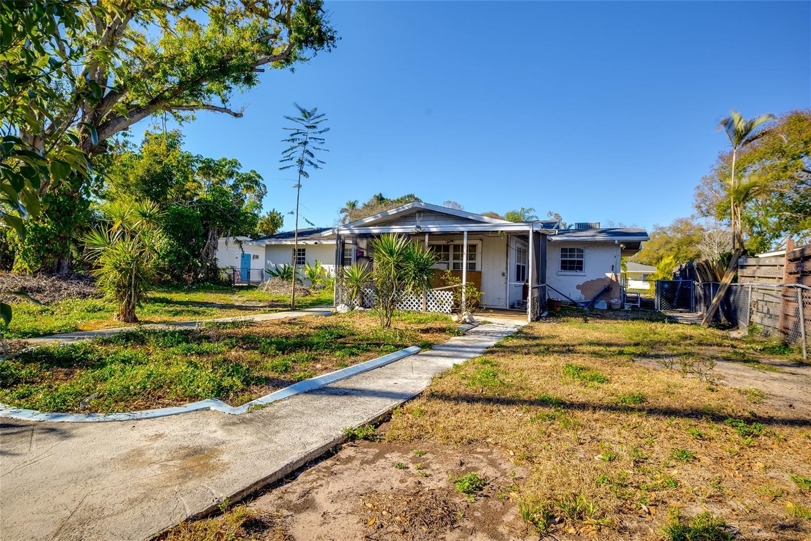 PARADISE GARDENS - Residential