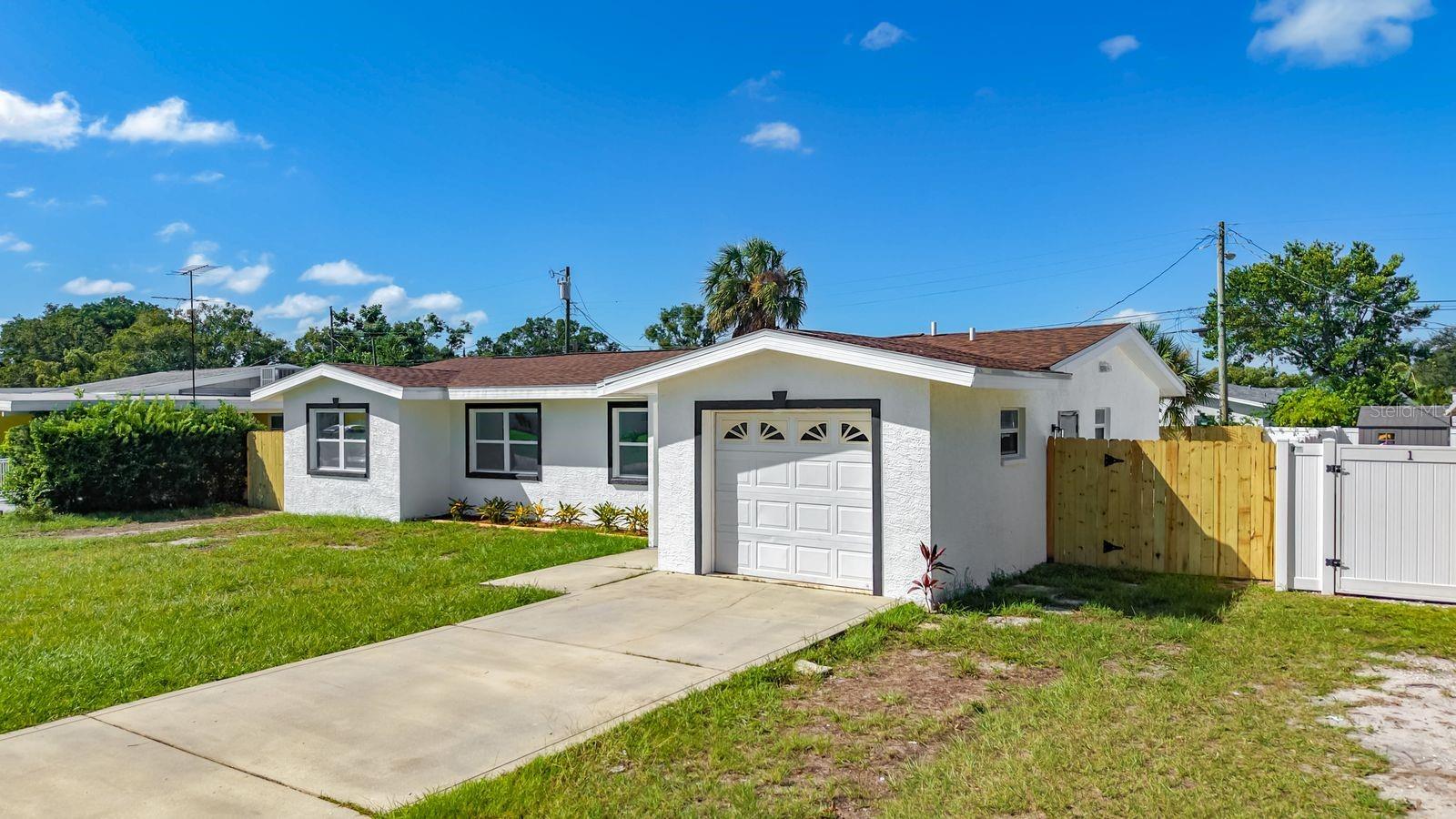 5164 JASMINE CIRCLE