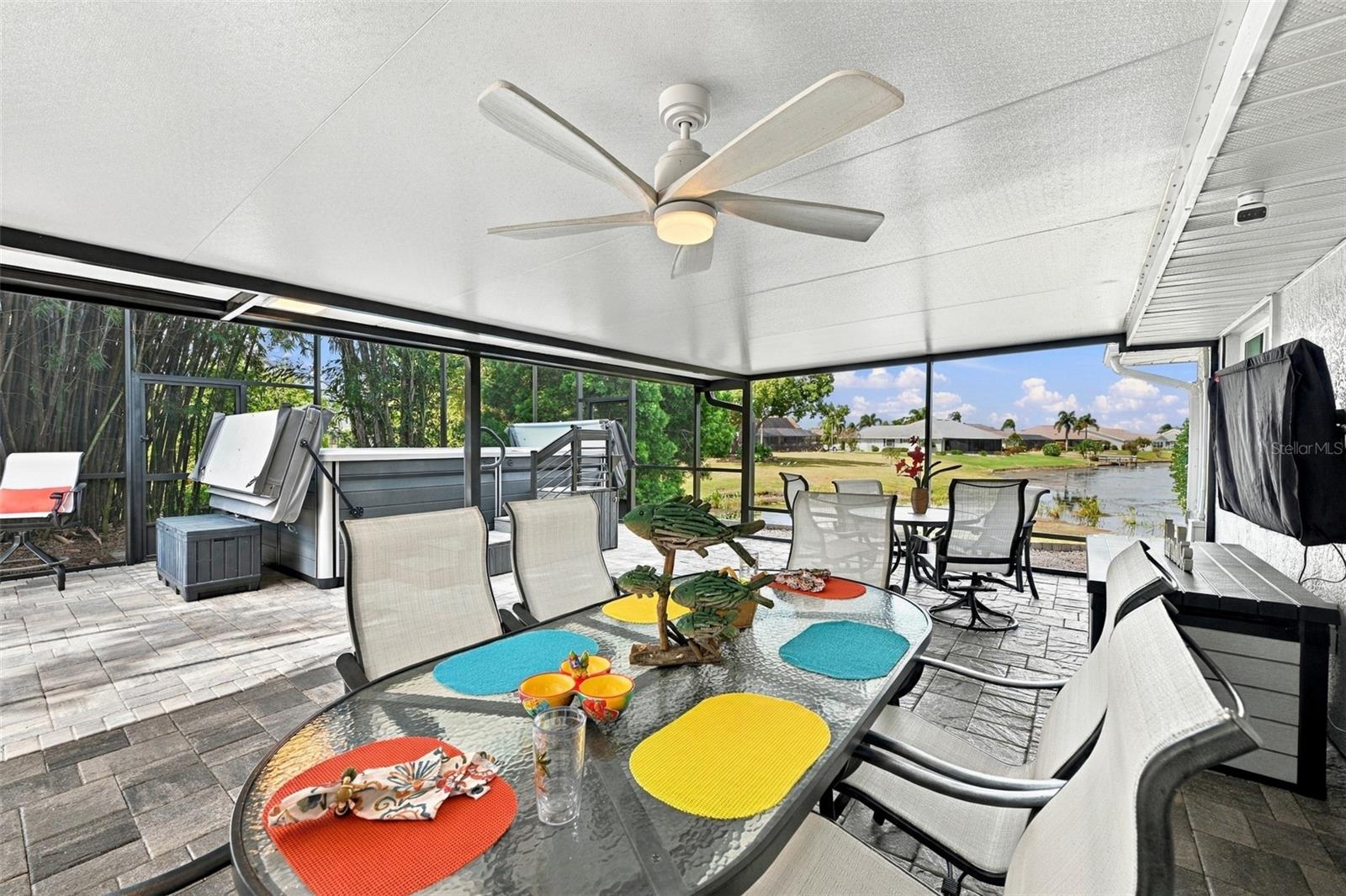 1902 E VIEW DRIVE