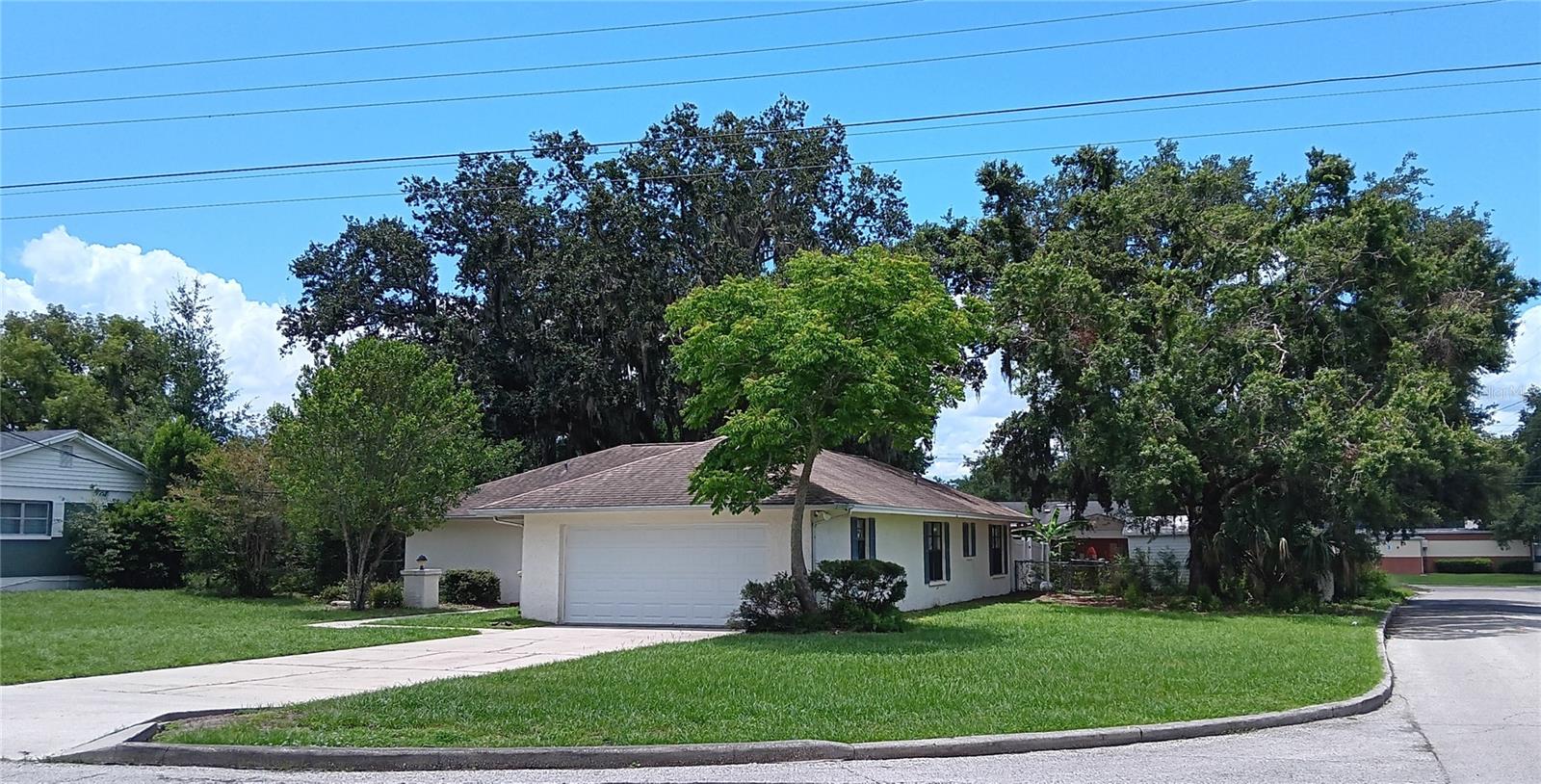 401 FERN CLIFF AVENUE