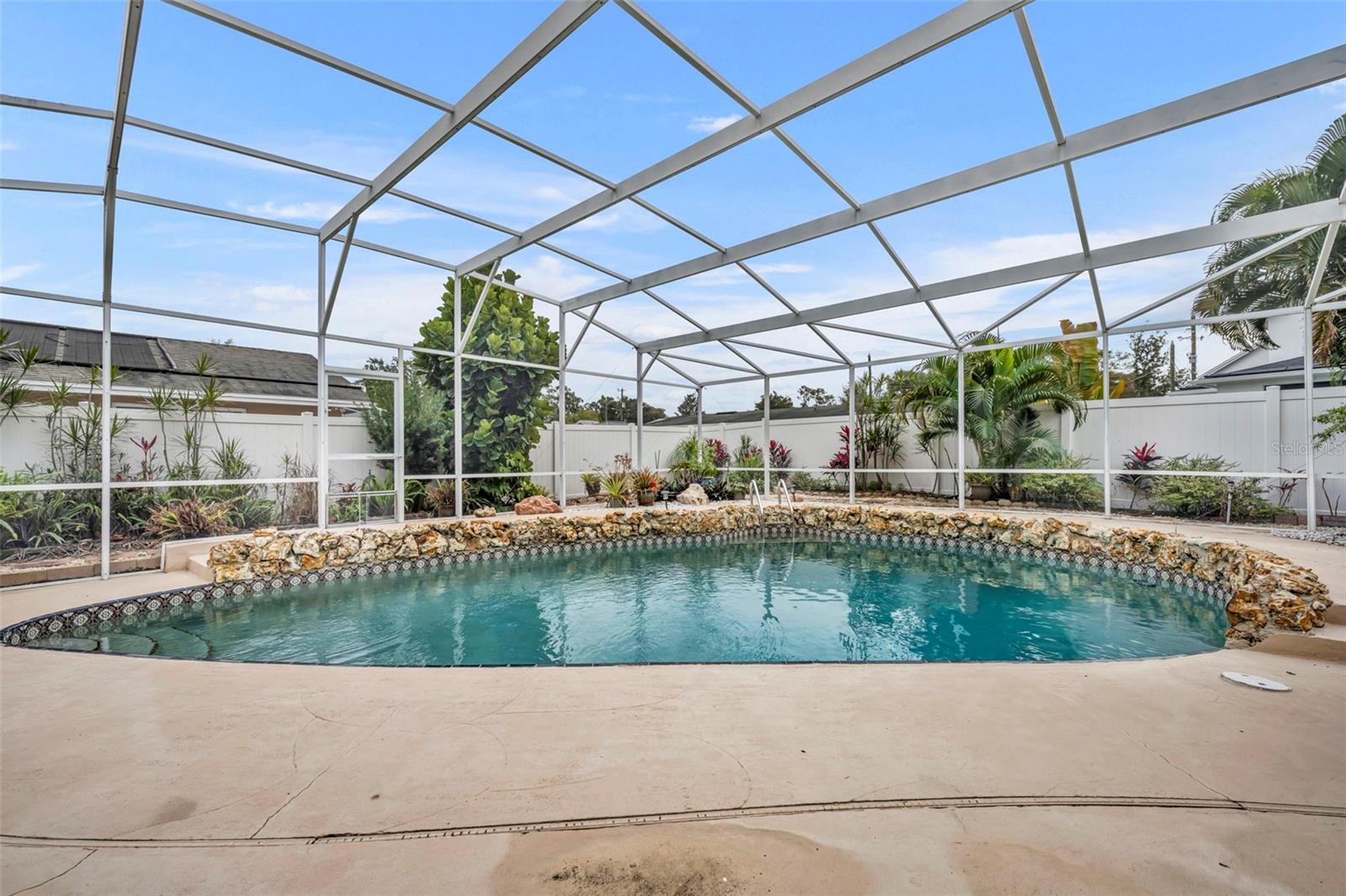 MINNEHAHA SHORES - Residential