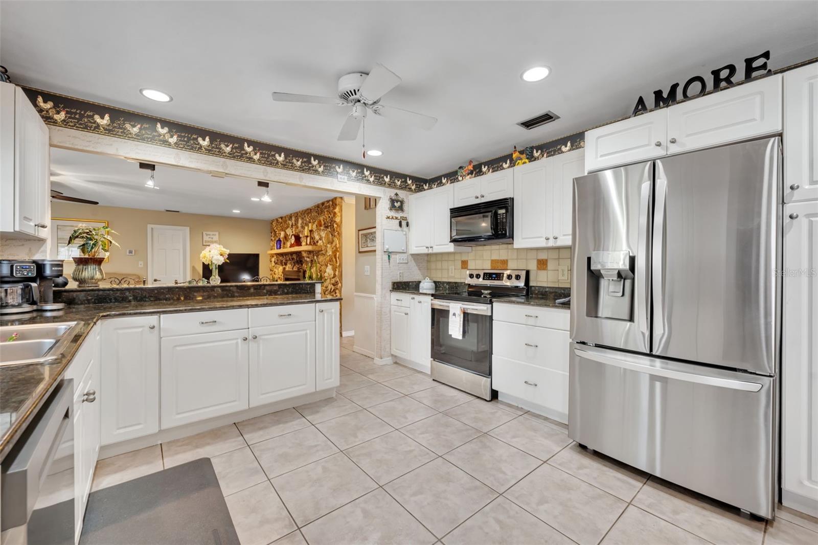 MINNEHAHA SHORES - Residential