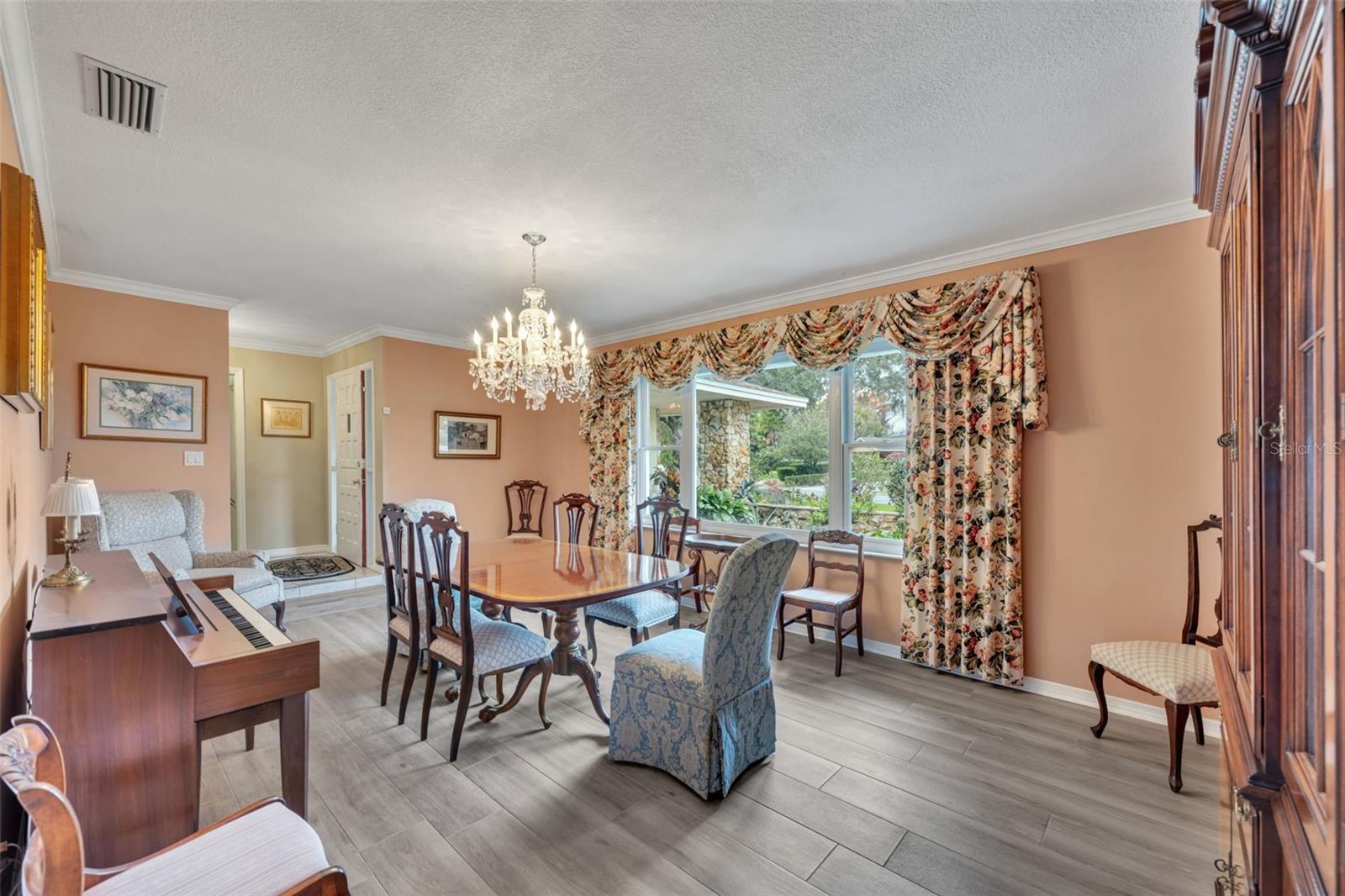 MINNEHAHA SHORES - Residential