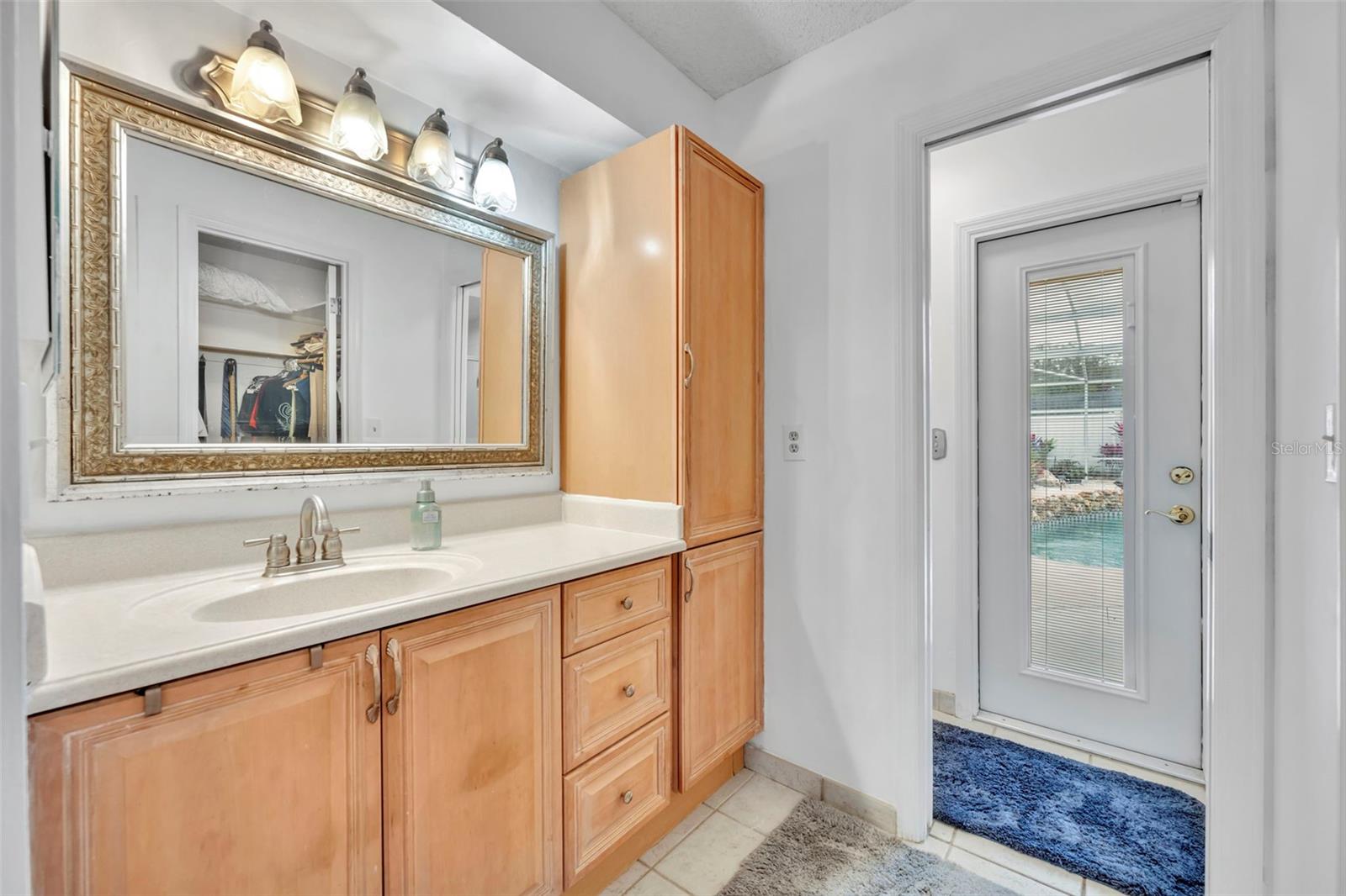 MINNEHAHA SHORES - Residential