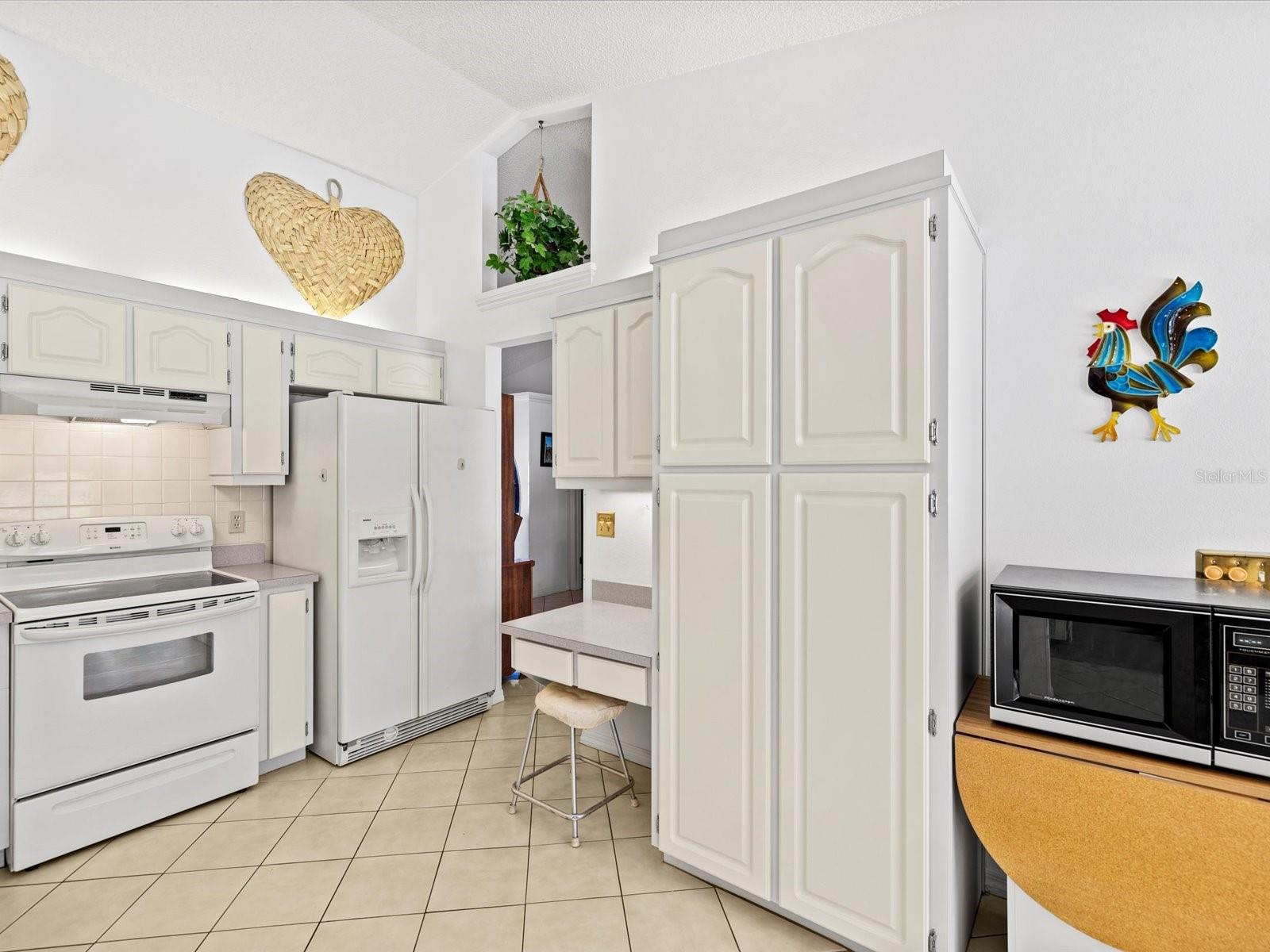 BEACON WOODS GREENSIDE VILLAGE - Residential