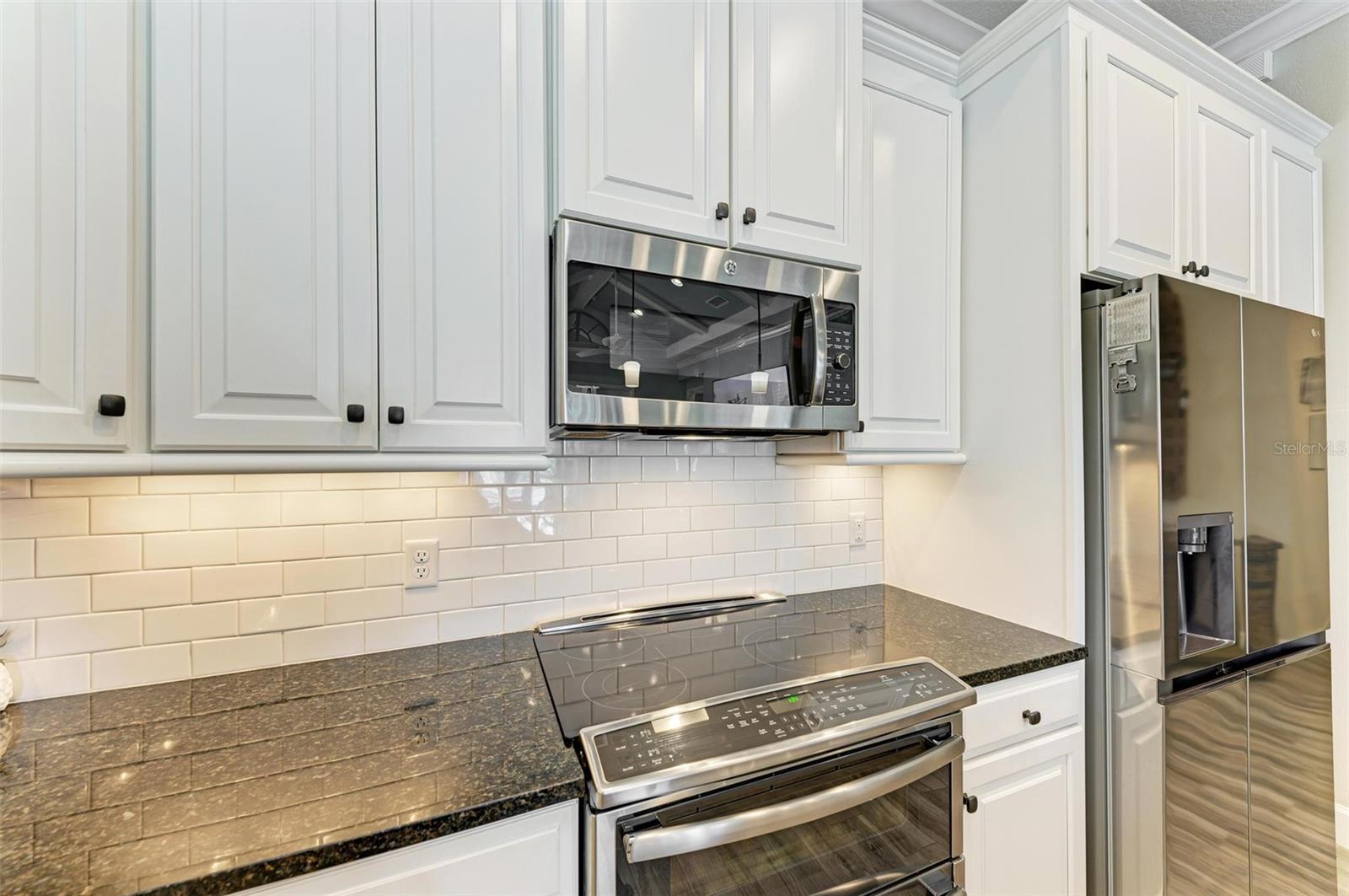 EDGEWATER WALK ON HARBOUR ISLE 1-4 - Residential