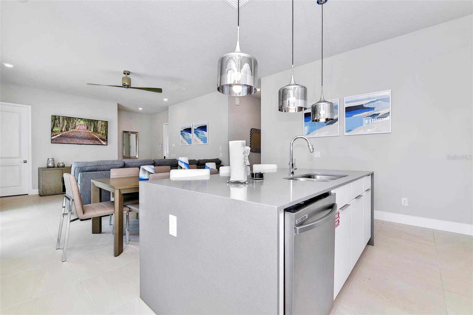 SPECTRUM AT REUNION CONDO PH 5A & 5B - Residential