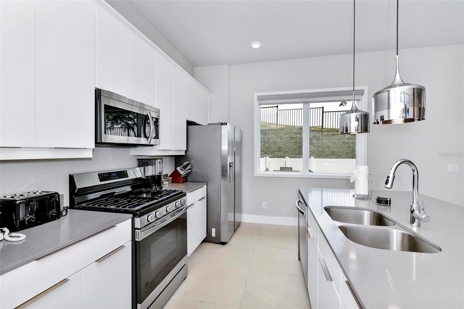 SPECTRUM AT REUNION CONDO PH 5A & 5B - Residential