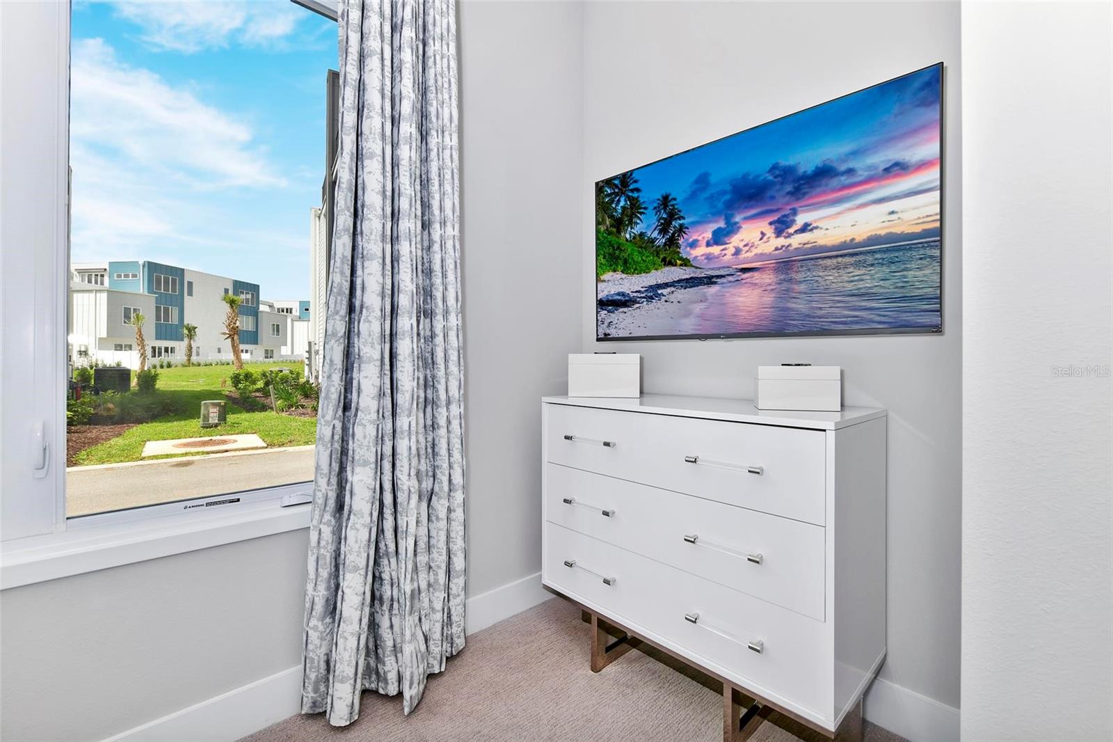 SPECTRUM AT REUNION CONDO PH 5A & 5B - Residential