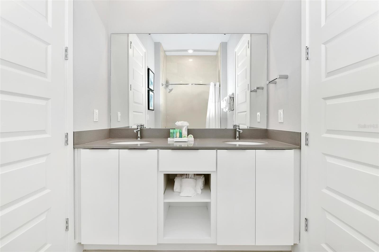 SPECTRUM AT REUNION CONDO PH 5A & 5B - Residential