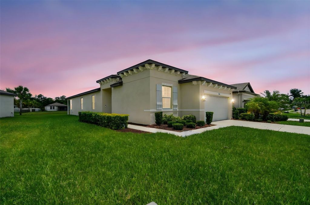 Photo of 8538 Starlight Loop, Parrish, FL 34219 (MLS # A4659111)