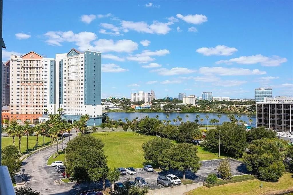 Photo of 7395 Universal Blvd #904, Orlando, FL 32819 (MLS # O6351743)