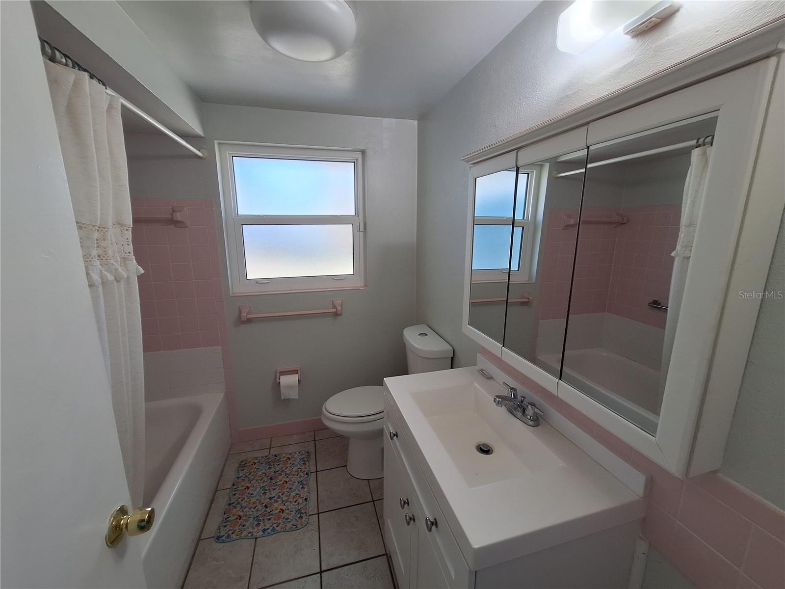 JASMINE LAKES - Residential Lease