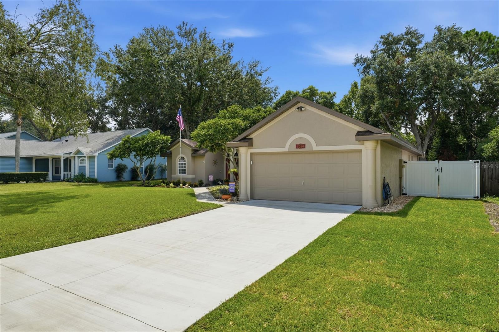3004 LINMONT LANE