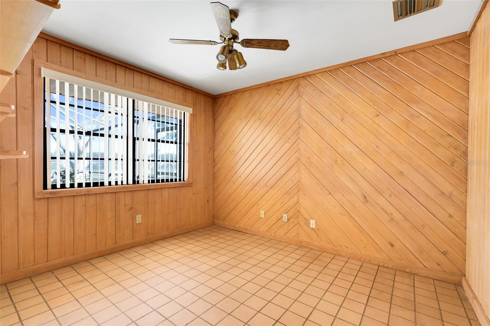 CLERMONT WINONA SHORES - Residential