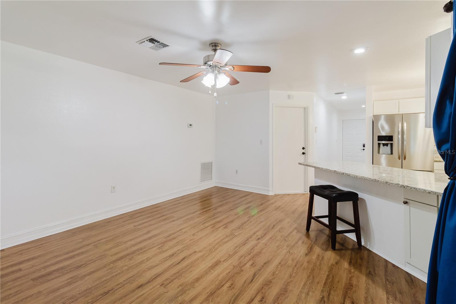 FALCON RIDGE - Residential