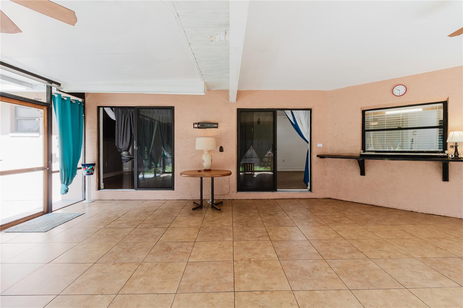 FALCON RIDGE - Residential