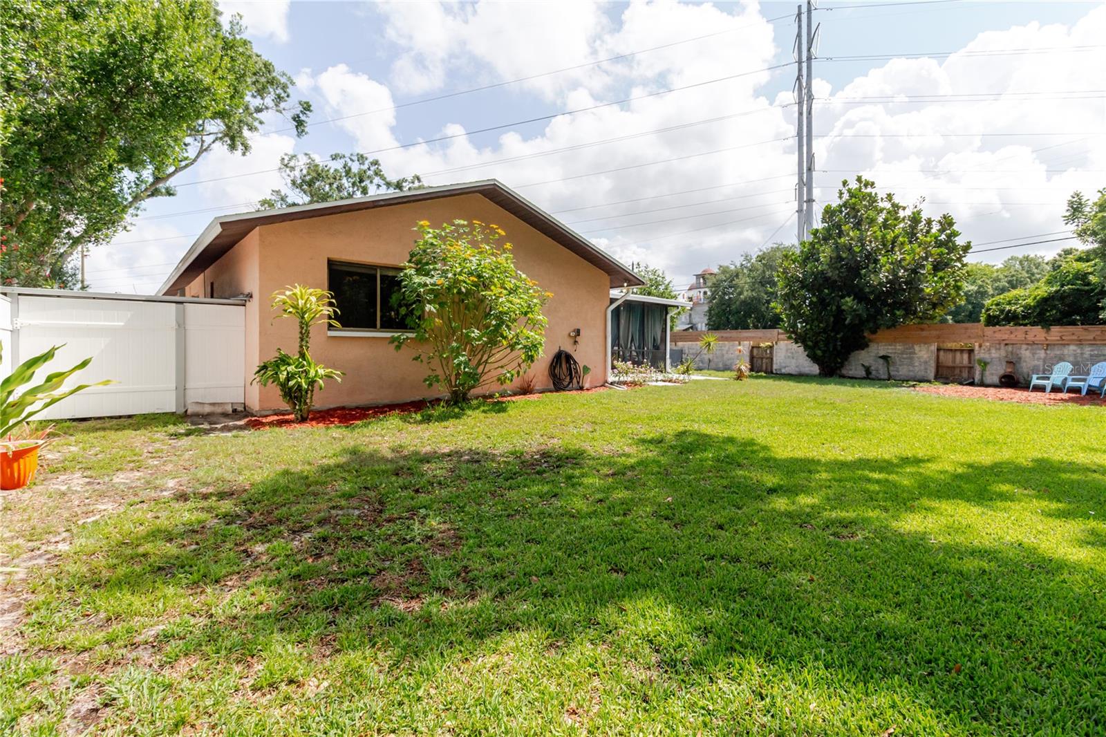 FALCON RIDGE - Residential