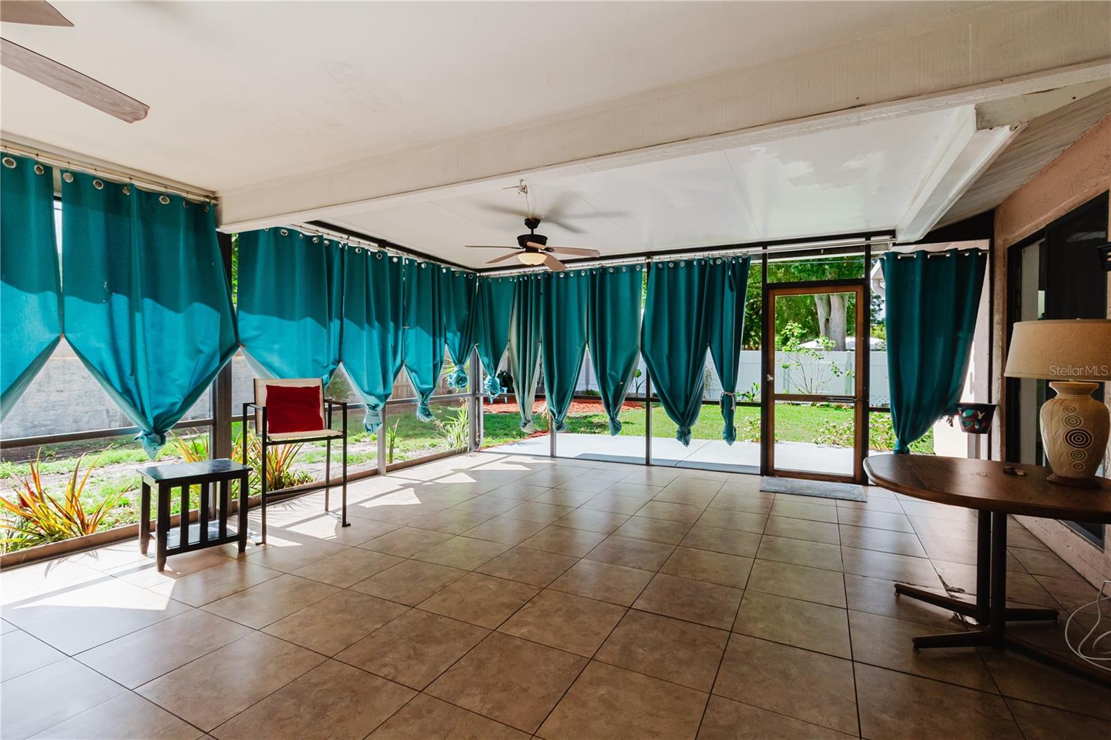 FALCON RIDGE - Residential