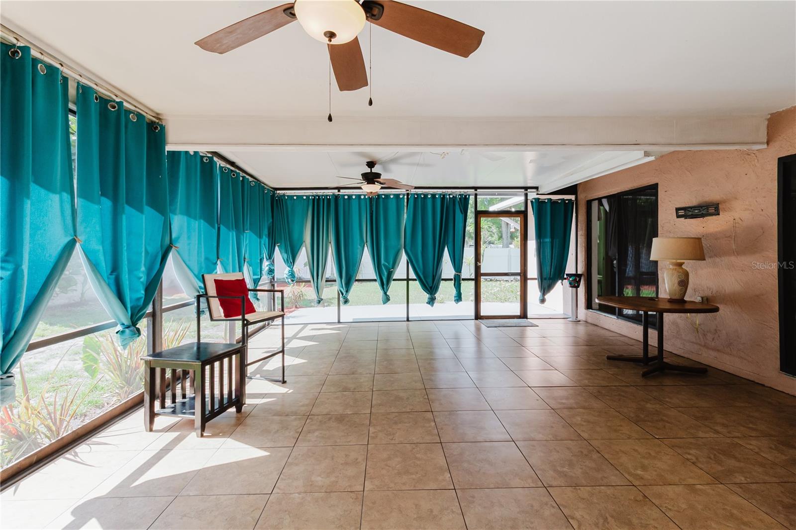 FALCON RIDGE - Residential