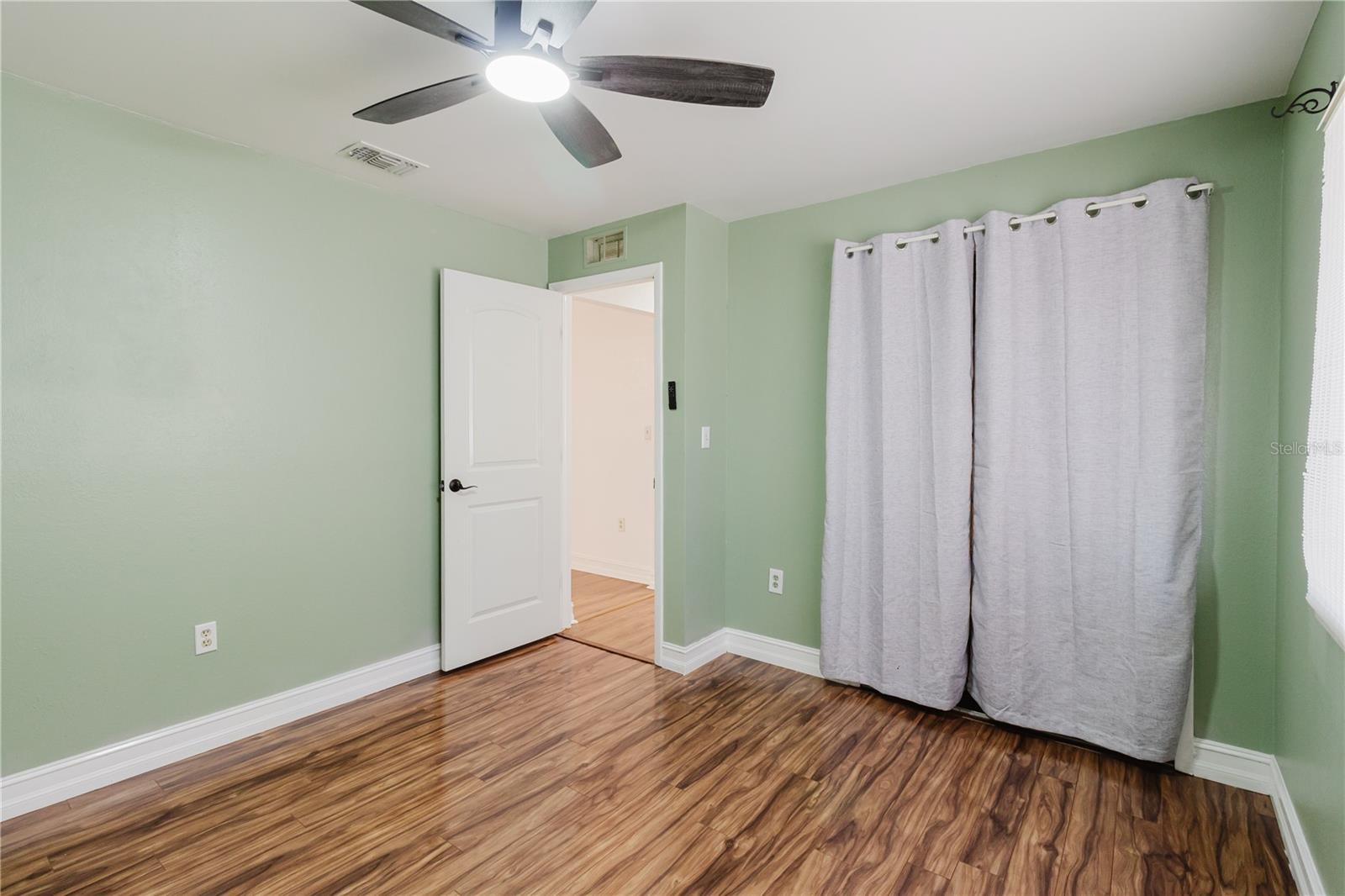 FALCON RIDGE - Residential