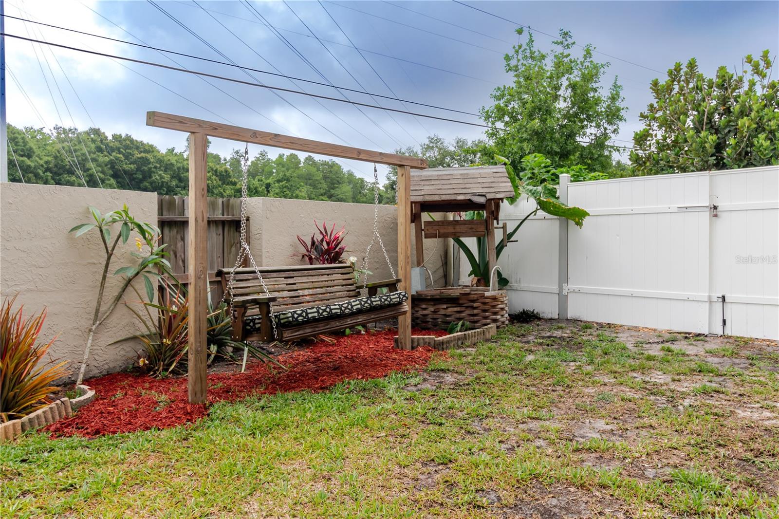 FALCON RIDGE - Residential