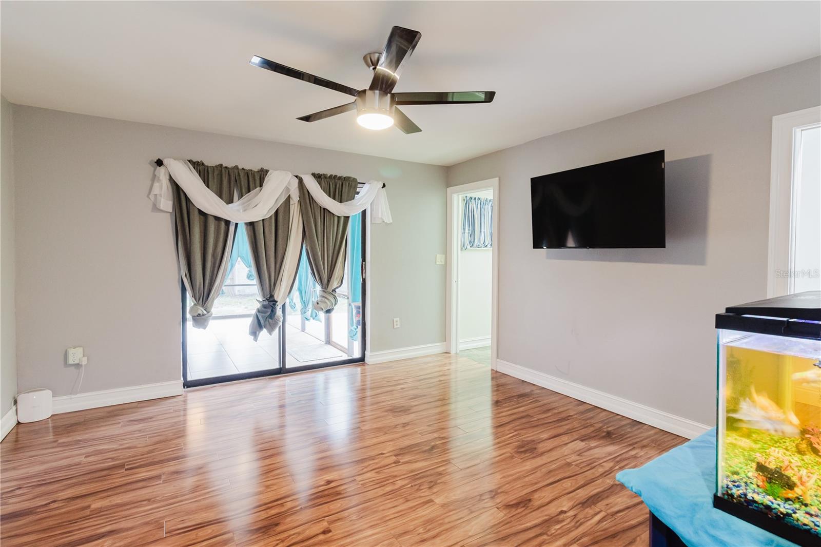 FALCON RIDGE - Residential