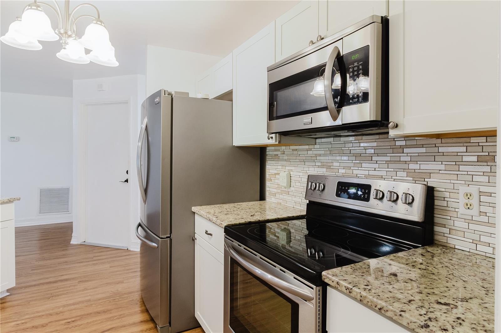 FALCON RIDGE - Residential