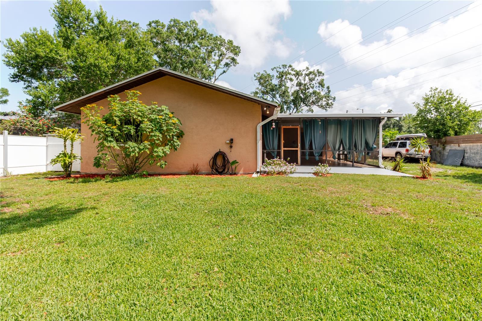 FALCON RIDGE - Residential