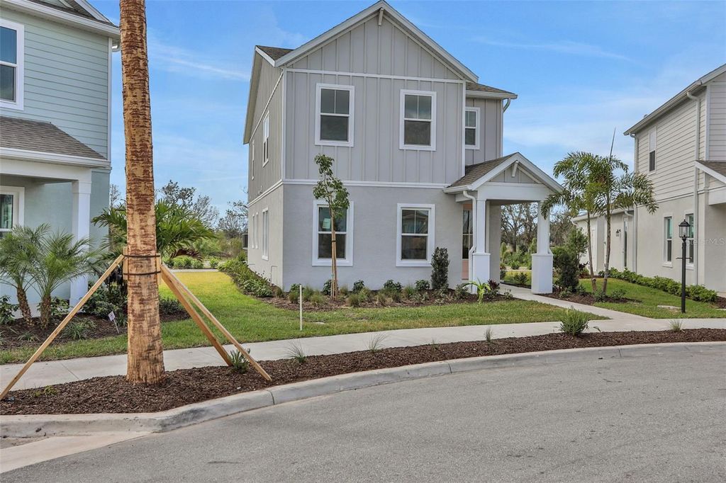 Photo of 200 Eagleston Lane, Lakewood Ranch, FL 34240 (MLS # G5107609)