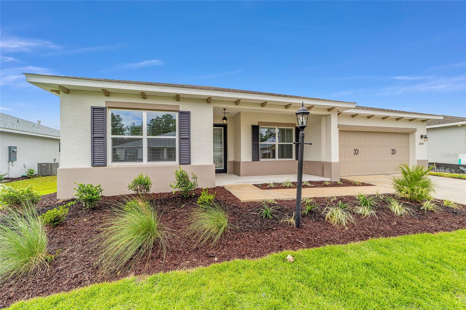 ON TOP OF THE WORLD - Residential