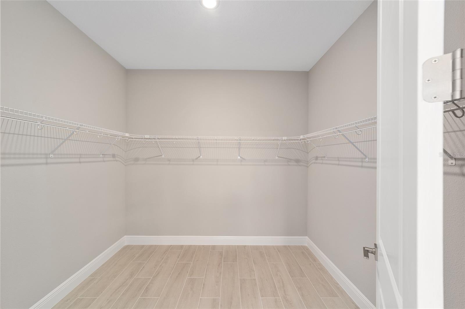 ON TOP OF THE WORLD - Residential