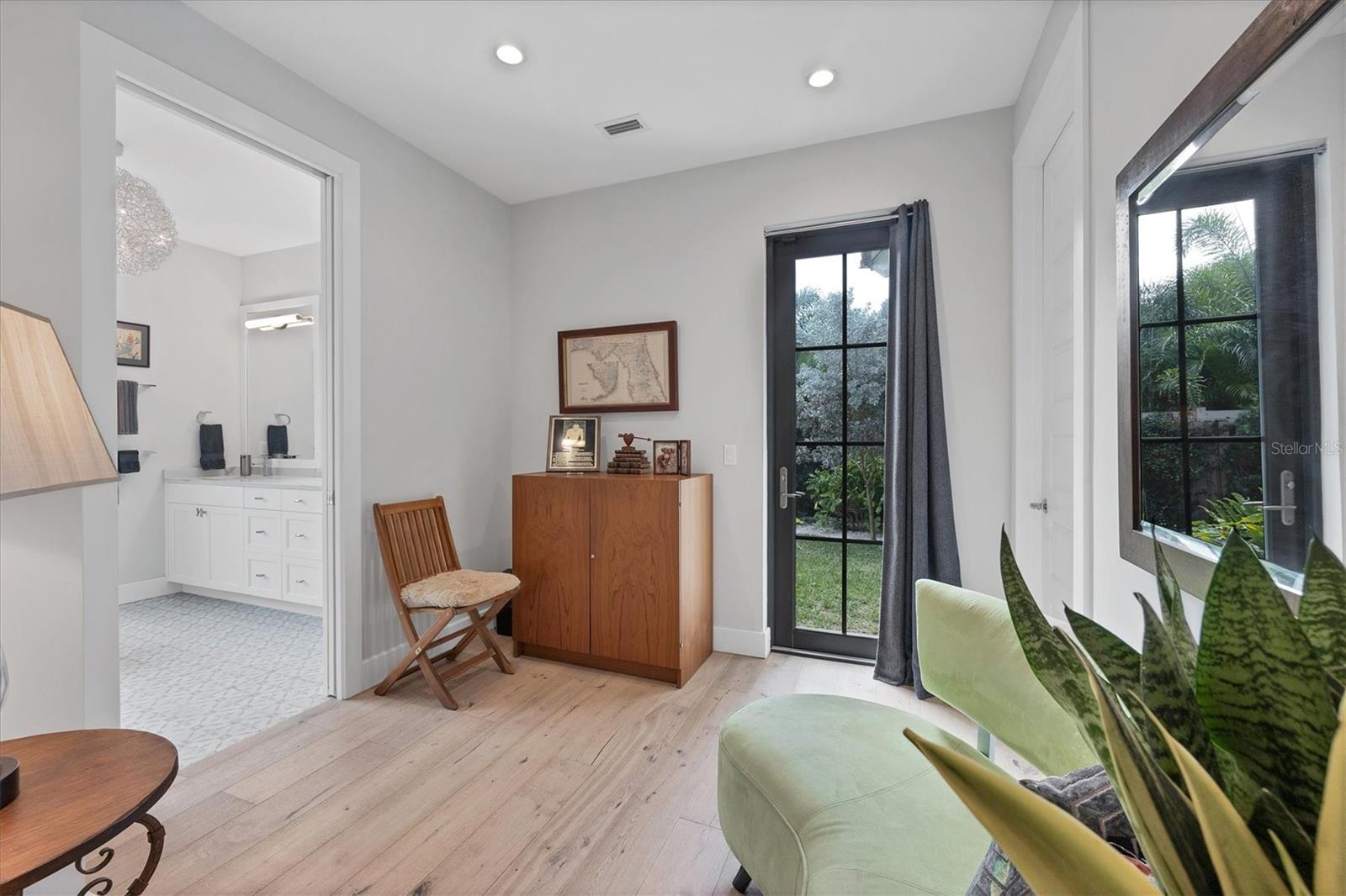 FLOYD & CAMERON SUB - Residential