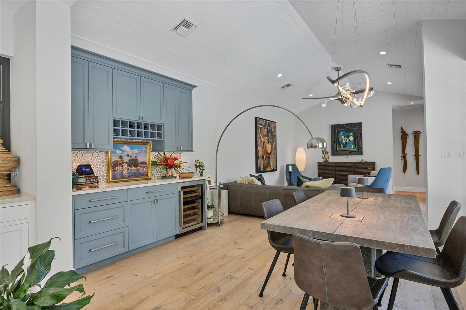 FLOYD & CAMERON SUB - Residential