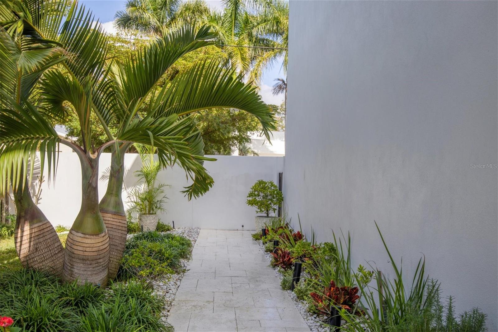 FLOYD & CAMERON SUB - Residential