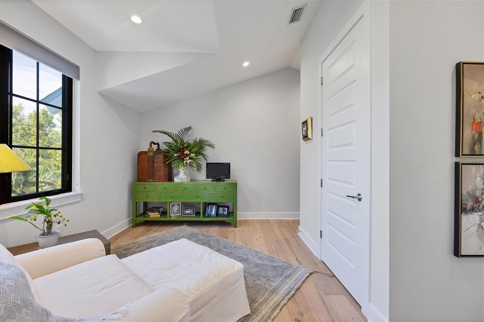 FLOYD & CAMERON SUB - Residential