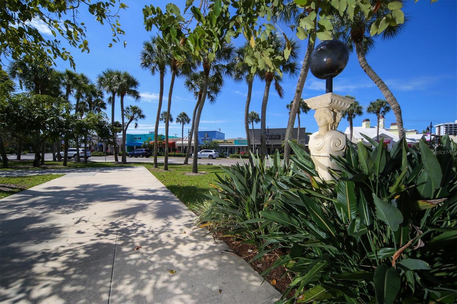 FLOYD & CAMERON SUB - Residential