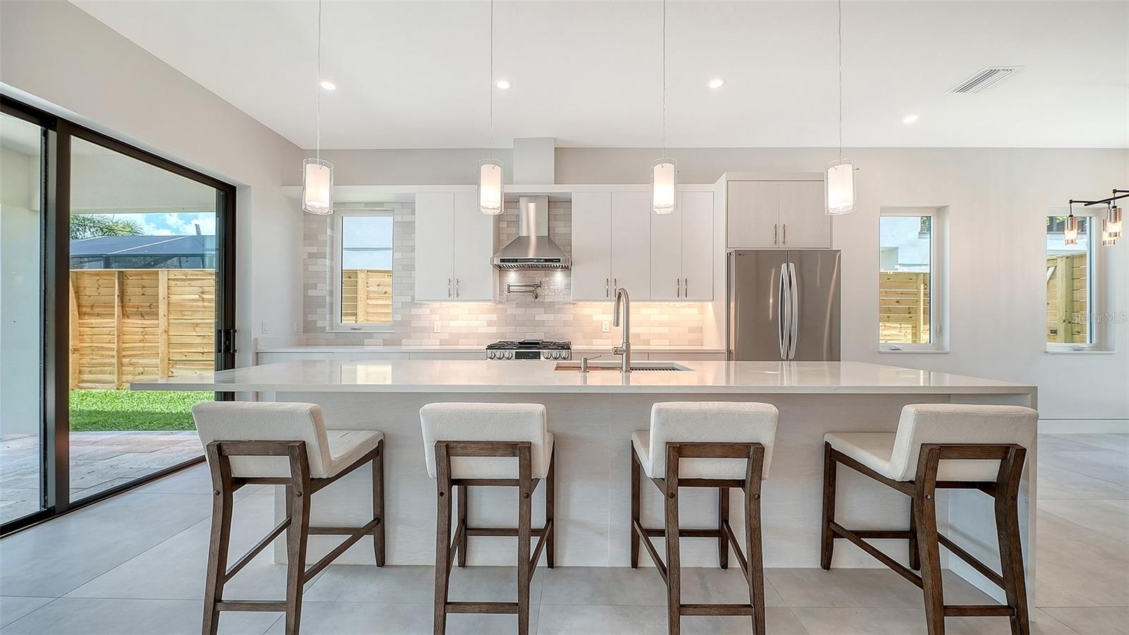 TAMIAMI TERRACE - Residential
