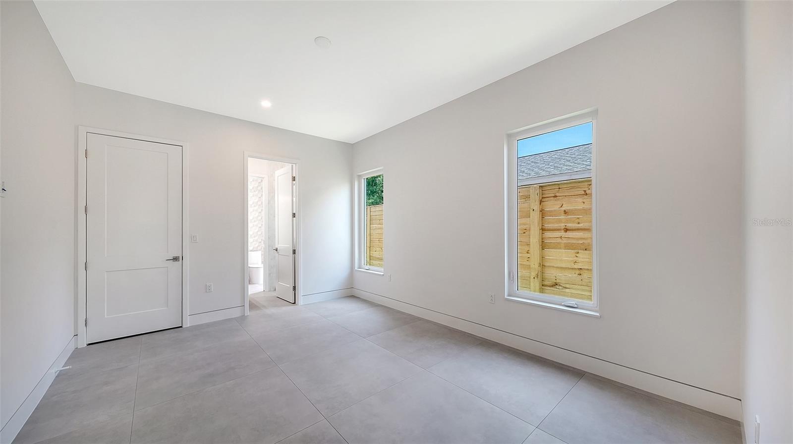 TAMIAMI TERRACE - Residential
